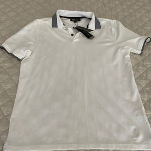 NWT. Banana Republic men’s size medium polo shirt.